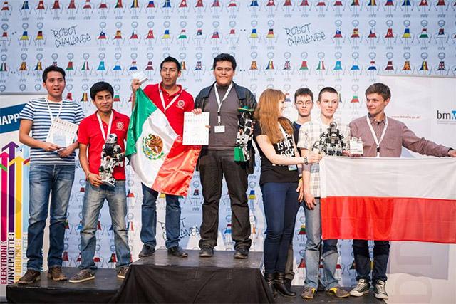 RobotChallenge mexicanos 2015